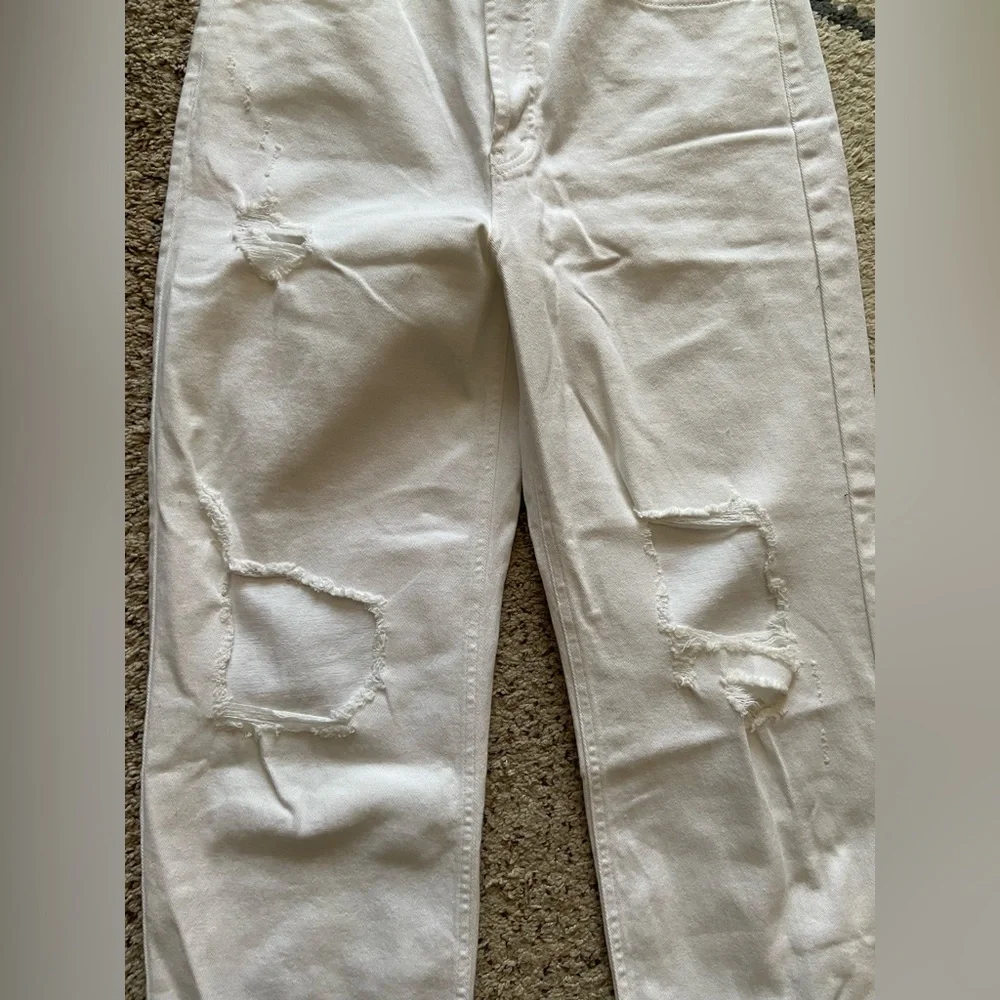 NWT Wild Fable Super-High Rise Distressed Cropped Straight Jeans - Picture 4 of 6